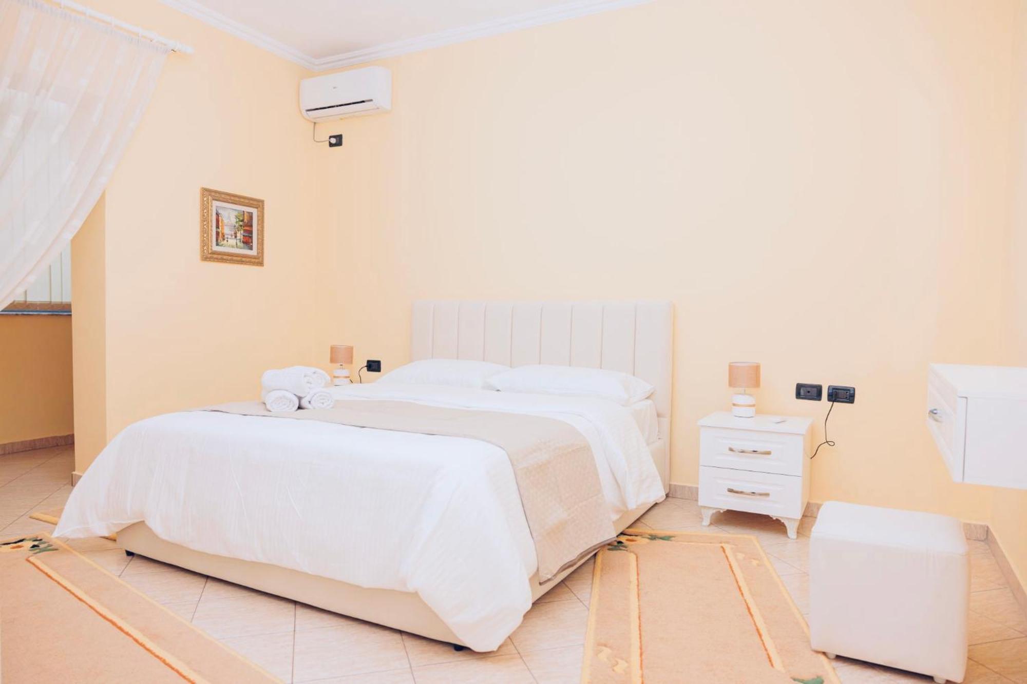 Heart Of Tirana Villa Екстериор снимка