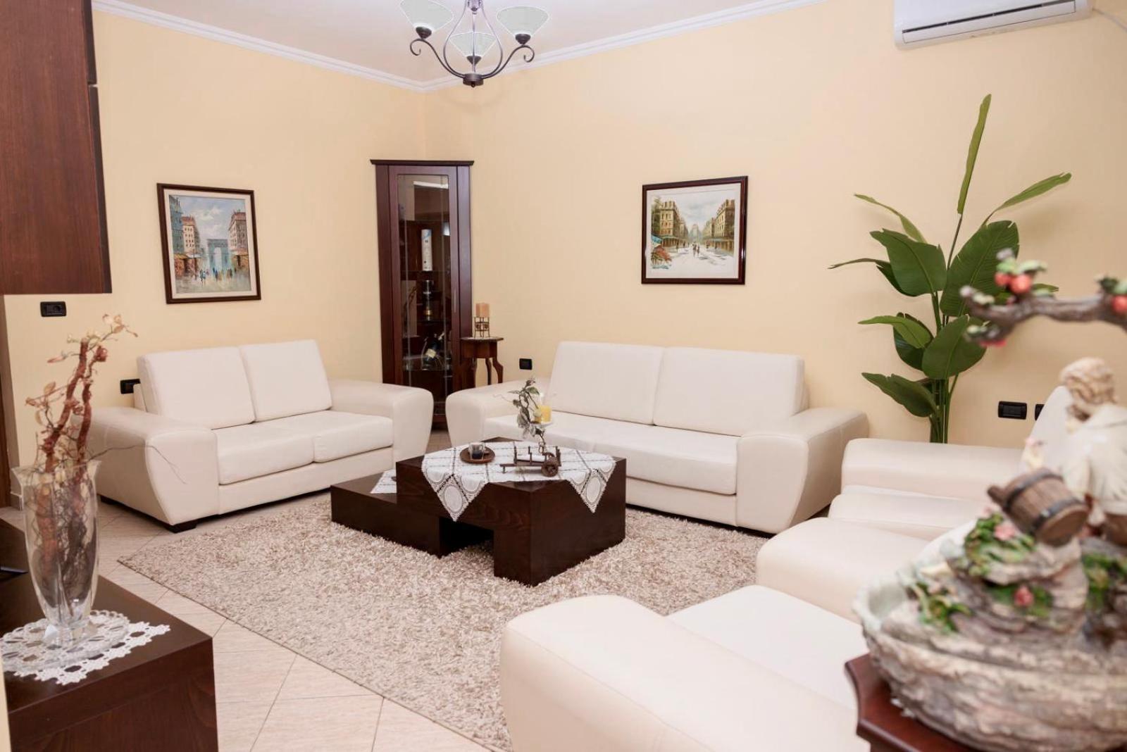 Heart Of Tirana Villa Екстериор снимка